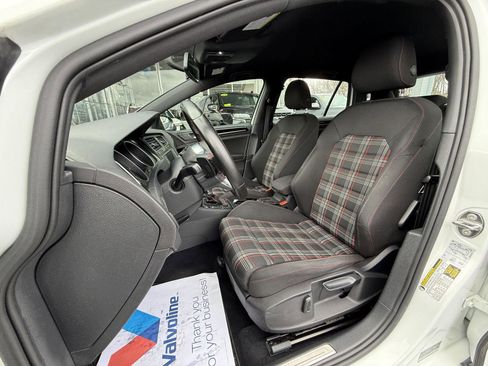 Used 2017 Volkswagen GTI Sport image 14