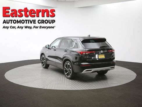 Used 2023 Mitsubishi Outlander SE image 66