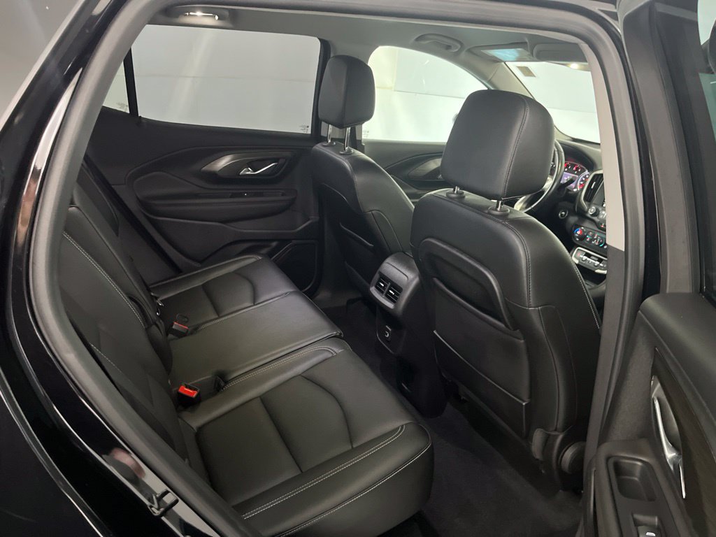 Used 2023 GMC Terrain SLT AWD/4WD image 24