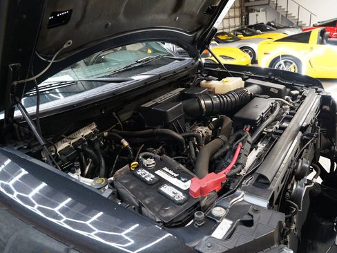 Used 2013 Ford F150 Raptor w/ Luxury Equipment Group image 32