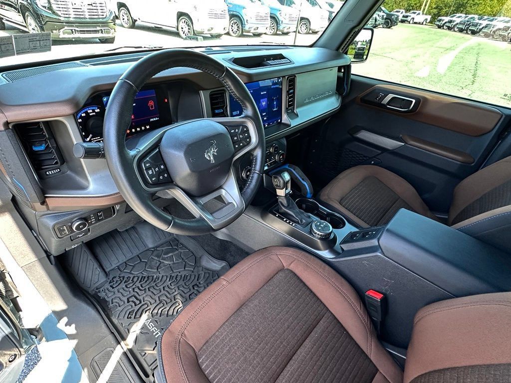 Used 2023 Ford Bronco Outer Banks AWD/4WD image 22