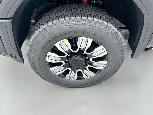 New 2026 GMC Sierra 2500 Denali w/ Denali Reserve Package AWD/4WD image 33