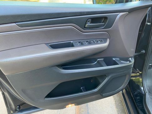 Used 2019 Honda Odyssey EX image 28