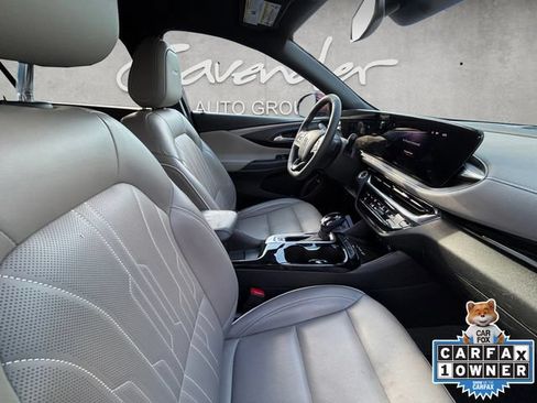 Used 2025 Buick Envista Sport Touring FWD image 24