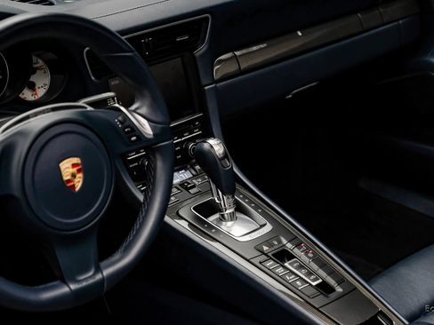 Used 2015 Porsche 911 Turbo S image 56