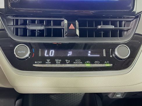 Used 2026 Toyota Corolla LE image 24