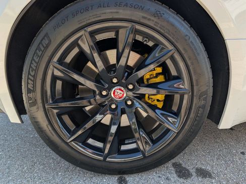 Used 2016 Jaguar F-TYPE Convertible image 26