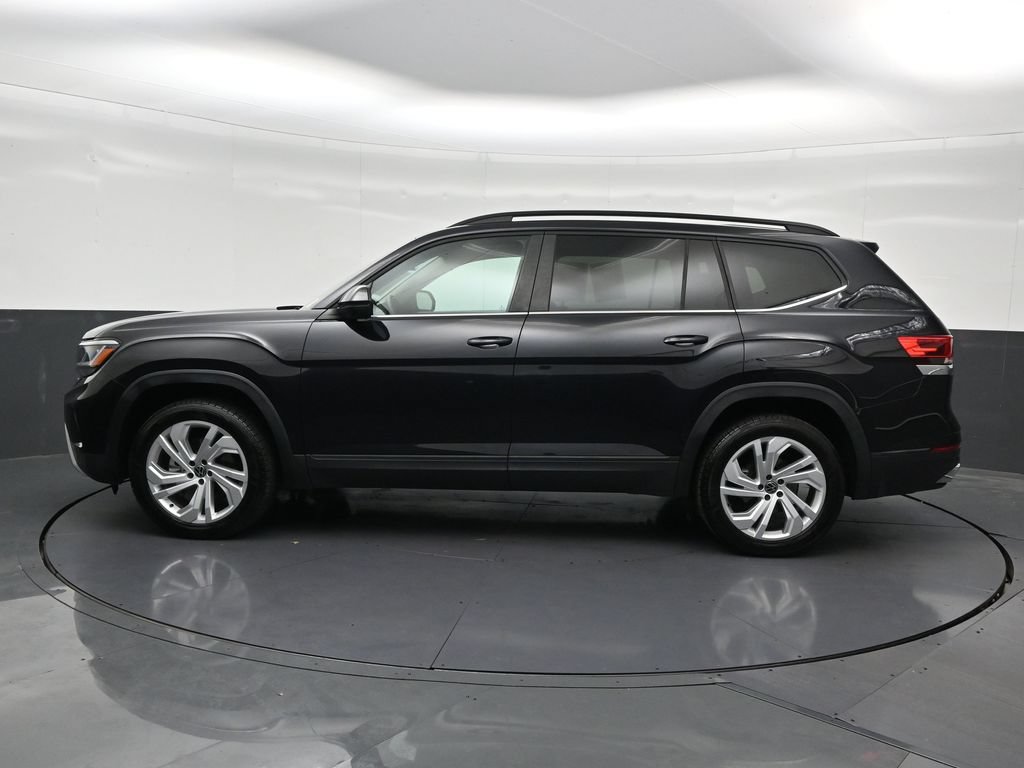 Used 2023 Volkswagen Atlas SE FWD image 2