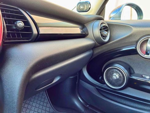 Used 2015 MINI Cooper S FWD image 25