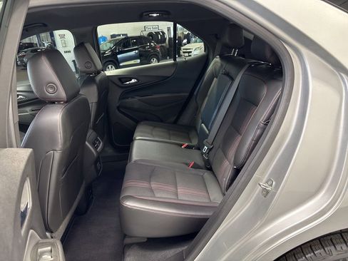 Used 2022 Chevrolet Equinox RS w/ Infotainment Package AWD/4WD image 39