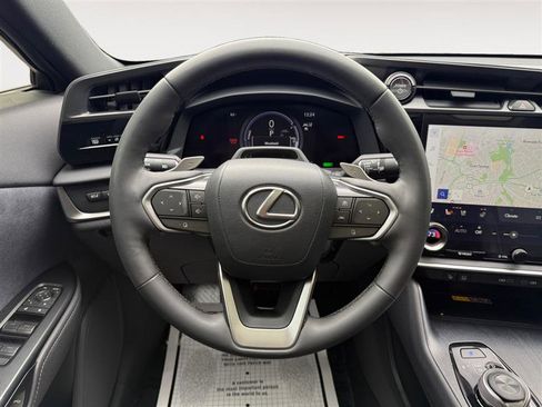 Used 2023 Lexus RZ 450e Premium image 13