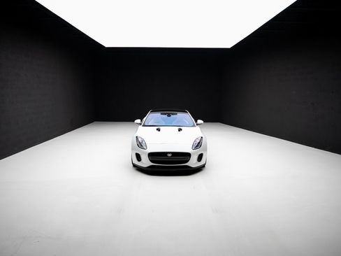 Used 2020 Jaguar F-TYPE Coupe image 75