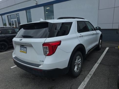 Used 2020 Ford Explorer XLT AWD/4WD image 4