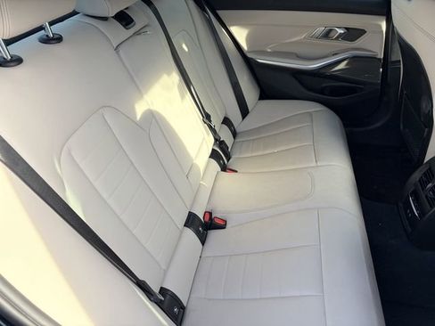 Used 2023 BMW 330i Sedan w/ Premium Package RWD image 5