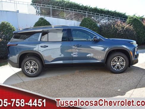 New 2026 Chevrolet Traverse LT w/ Driver Confidence Package image 13
