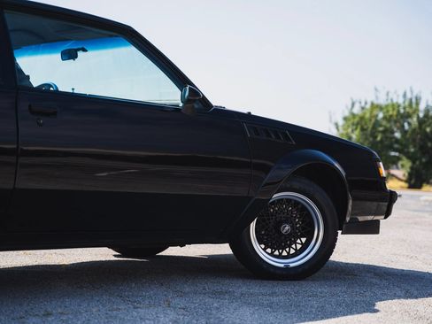 Used 1987 Buick Regal Coupe RWD image 22