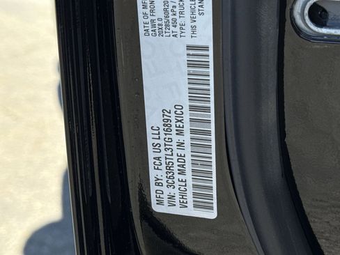 New 2026 RAM 2500 Limited image 30