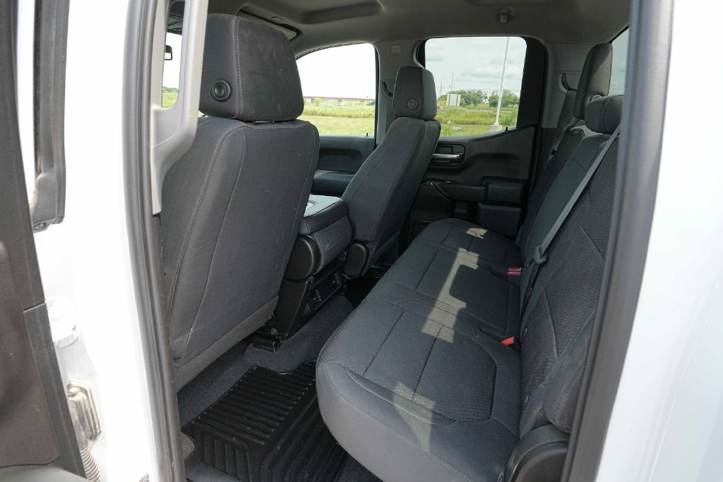Used 2020 Chevrolet Silverado 1500 Custom w/ Trailering Package AWD/4WD image 19