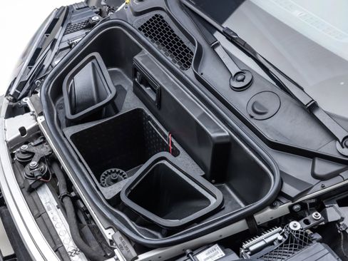 Used 2022 Lamborghini Huracan STO image 36