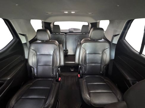 Used 2021 Chevrolet Traverse RS w/ LPO, Floor Liner Package image 17