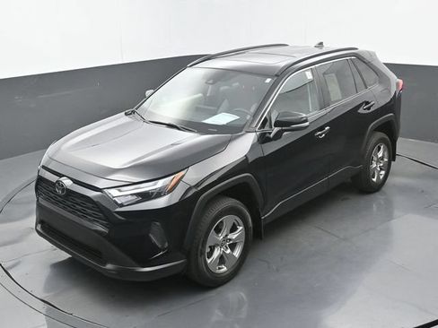 Used 2024 Toyota RAV4 XLE w/ Convenience Package FWD image 33