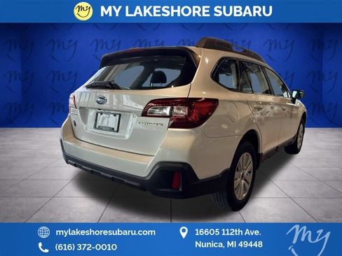 Used 2019 Subaru Outback 2.5i AWD/4WD image 7