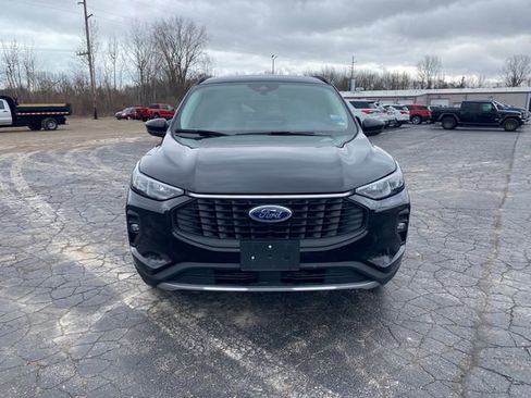 Used 2025 Ford Escape Platinum image 15