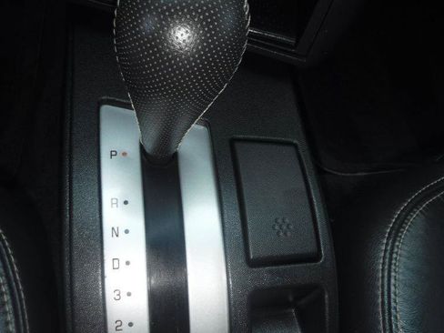 Used 2006 Pontiac Grand Prix w/ Premium Package FWD image 36