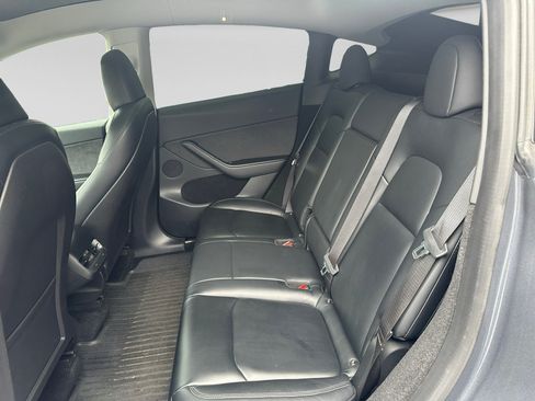 Used 2023 Tesla Model Y Long Range AWD/4WD image 14
