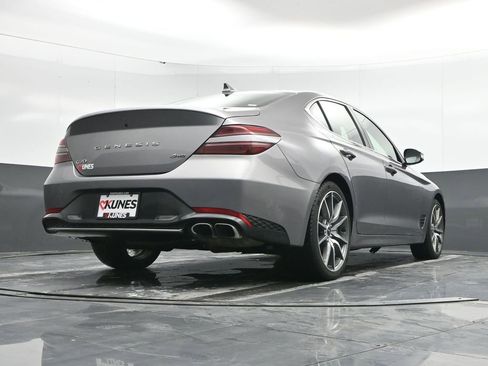 Used 2023 Genesis G70 2.0T image 44