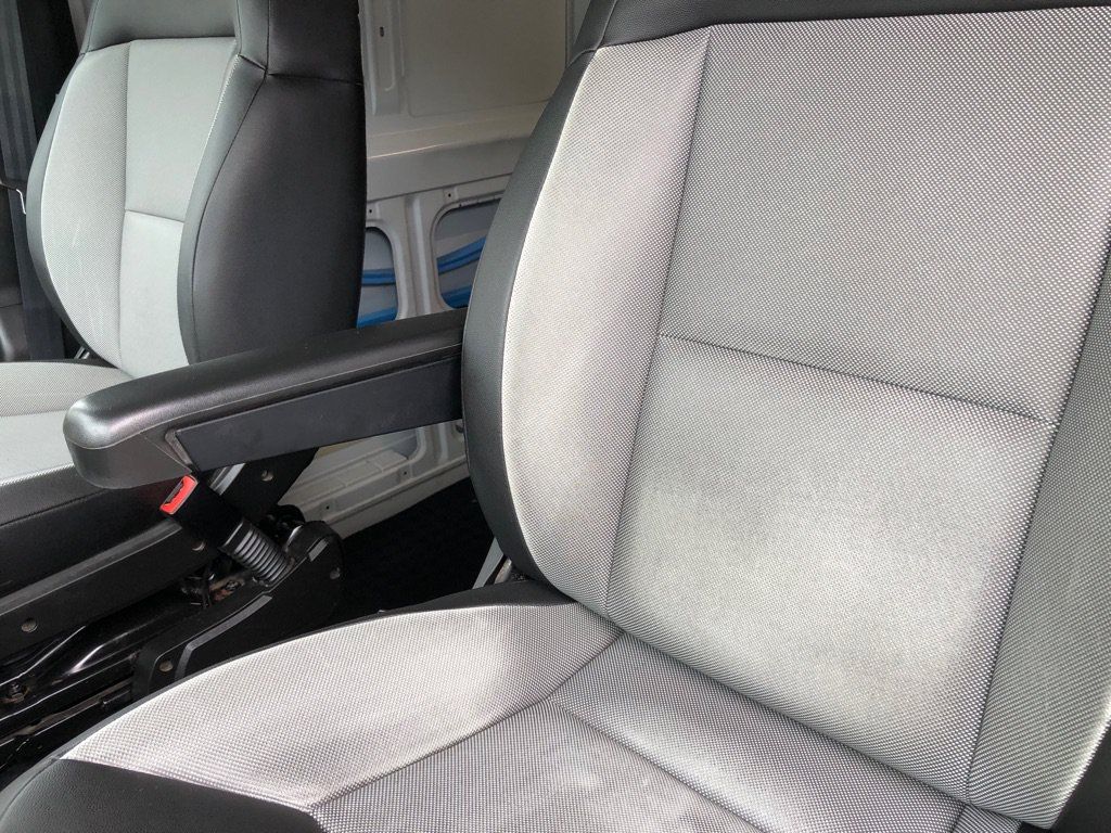 Used 2025 RAM ProMaster 2500 w/ Convenience Group FWD image 15