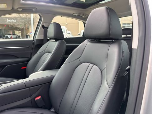 Used 2026 Hyundai Sonata Limited image 29