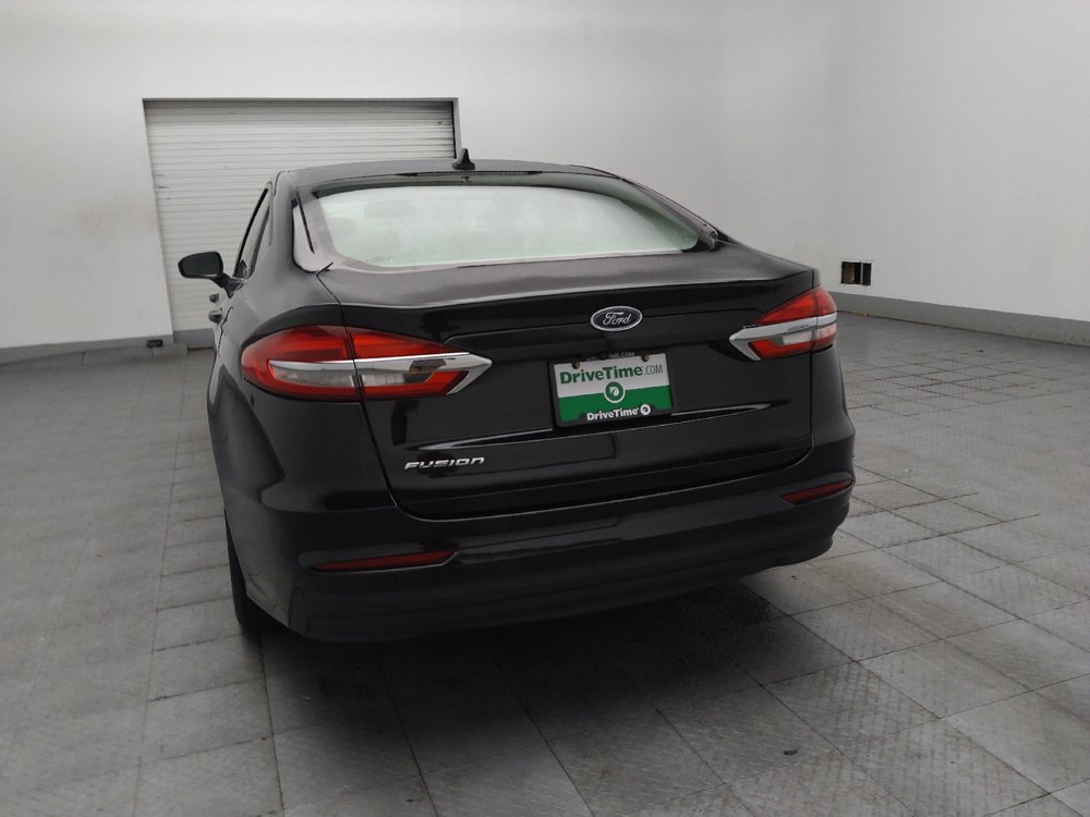 Used 2020 Ford Fusion SE FWD image 6