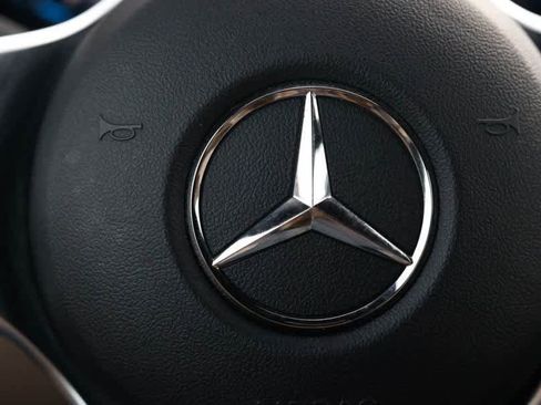 Certified 2021 Mercedes-Benz C 300 4MATIC Cabriolet image 40