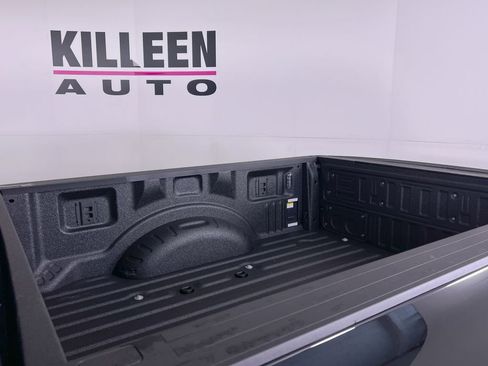 New 2026 Ford F250 Platinum image 24