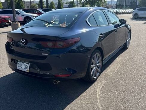 Used 2019 MAZDA MAZDA3 Sedan w/ Select Package FWD image 3