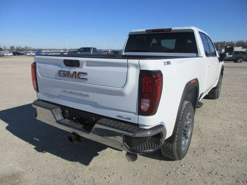 New 2026 GMC Sierra 2500 SLE w/ SLE Value Package; image 5