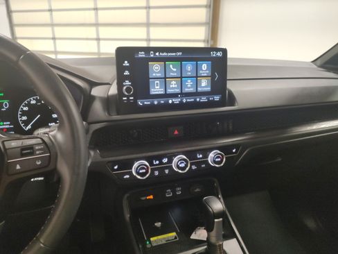 Used 2024 Honda CR-V Sport-L image 7