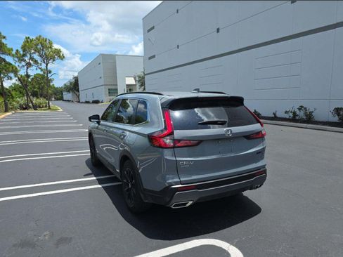Used 2025 Honda CR-V Sport-L image 3