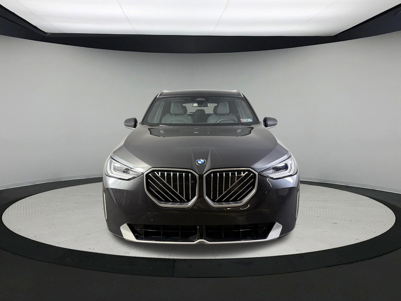 Used 2026 BMW X3 xDrive30i w/ Premium Package AWD/4WD image 2