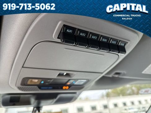 New 2026 Ford F350 XL w/ XL Chrome Package image 30