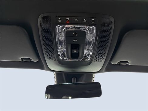 Certified 2023 Mercedes-Benz EQB 300 4MATIC image 28