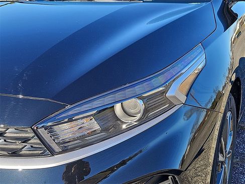 Certified 2023 Kia Forte LXS image 10