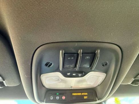 Used 2023 Chevrolet TrailBlazer RS w/ Sun and Liftgate Package AWD/4WD image 30