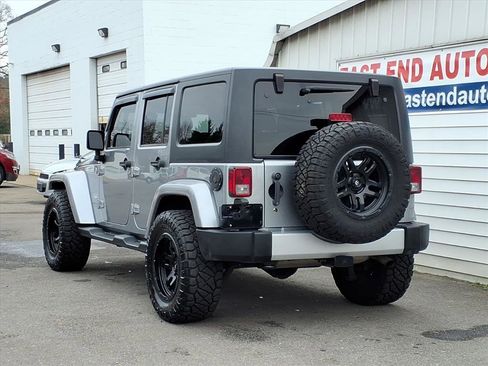 Used 2015 Jeep Wrangler Unlimited Sahara w/ Dual Top Group image 3