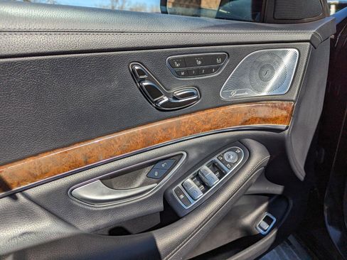 Used 2015 Mercedes-Benz S 550 4MATIC Sedan image 12