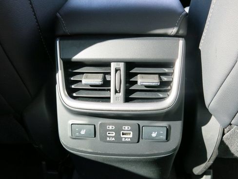 Used 2023 Subaru Legacy Limited AWD/4WD image 23
