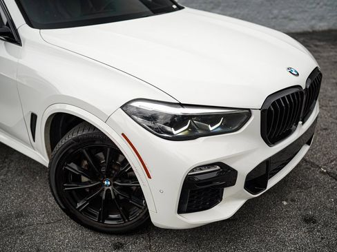 Used 2019 BMW X5 xDrive40i w/ M Sport Package image 7