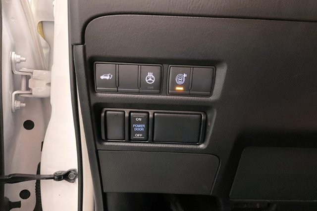 Used 2021 Nissan Armada Platinum w/ Captain's Chairs Package AWD/4WD image 42