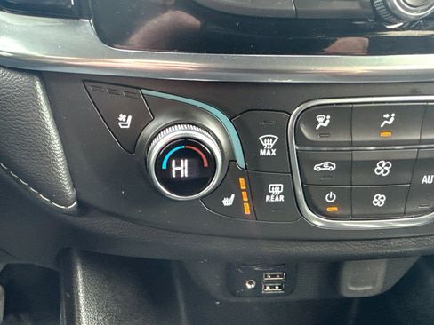 Certified 2023 Chevrolet Traverse Premier w/ Redline Edition image 33